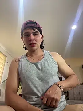 Mattsmiling444 online show from March 16, 3:39 pm