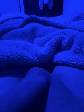 paolone79037 online show from April 22, 9:08 pm