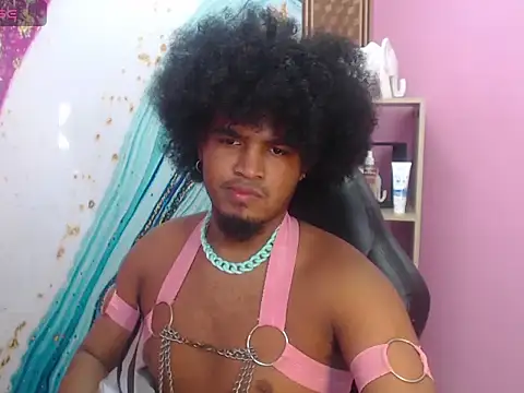 Snapshot of JaicobRuneer chatting on October 9, 9:41 pm JaicobRuneer online show from October 9, 9:41 pm