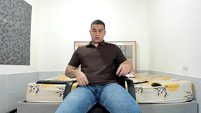 simookeler online show from April 25, 1:41 pm