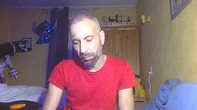 arrow13680 online show from December 2, 7:17 pm