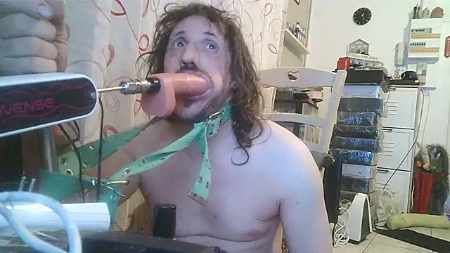 cyril020202 online show from March 8, 12:19 am