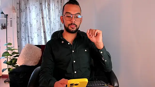  PauloDaSilva  online show from March 23, 7:20 pm