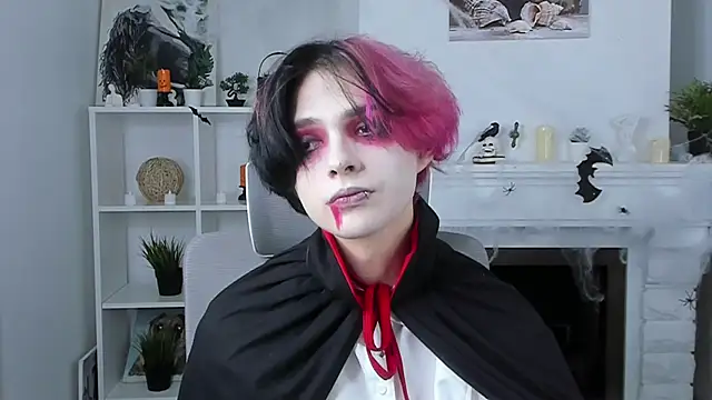 Snapshot of Justin_Care chatting on October 31, 12:41 pm Justin Care online show from October 31, 12:41 pm