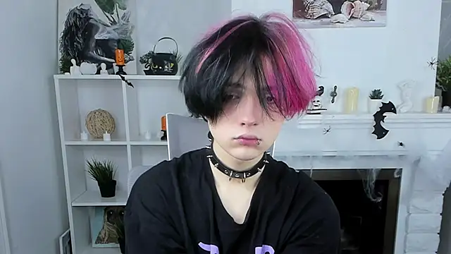 Snapshot of Justin_Care chatting on October 28, 1:02 pm Justin Care online show from October 28, 1:02 pm