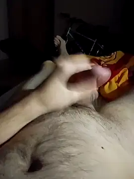 Snapshot of demoniczny82 chatting on October 19, 2:38 am demoniczny82 online show from October 19, 2:38 am