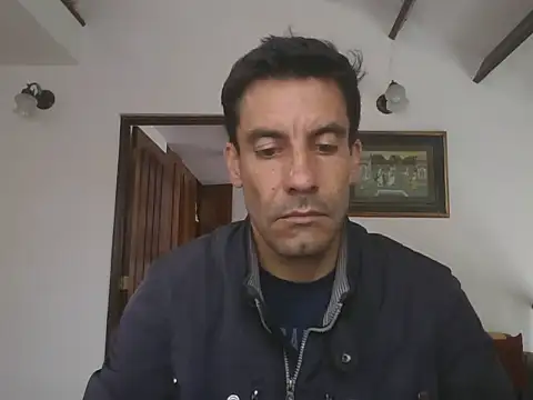elkike1980 online show from April 29, 4:44 pm