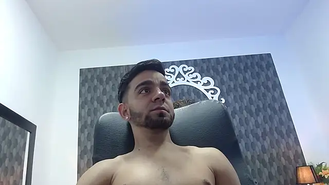 Little Alann online show from February 14, 10:37 pm