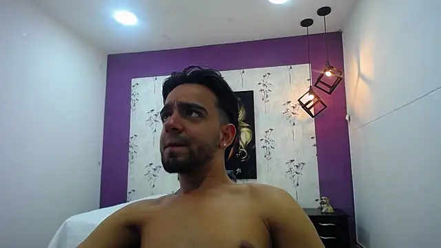 Little Alann online show from December 8, 6:17 pm