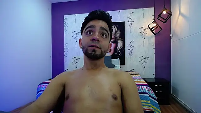 Little Alann online show from December 6, 2:28 pm