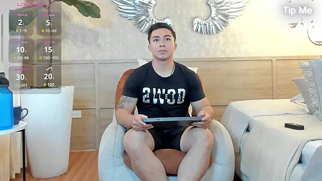 Snapshot of Ryan_Hunt chatting on December 14, 1:06 pm Ryan Hunt online show from December 14, 1:06 pm