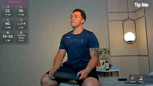 Snapshot of Ryan_Hunt chatting on January 9, 9:16 am Ryan Hunt online show from January 9, 9:16 am