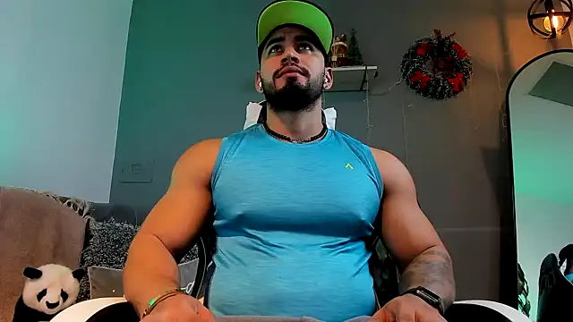 Snapshot of jaxon_colton chatting on December 28, 2:11 am jaxon colton online show from December 28, 2:11 am