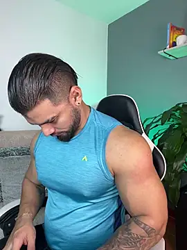 Snapshot of jaxon_colton chatting on February 20, 1:46 am jaxon colton online show from February 20, 1:46 am