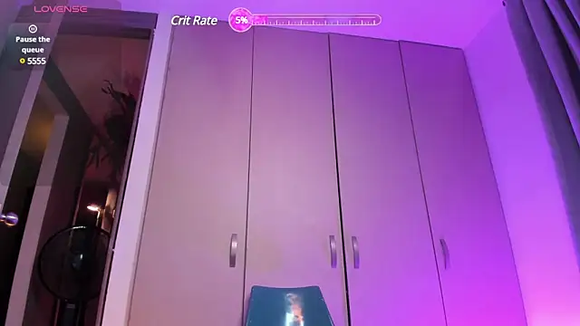 felixsantox online show from March 15, 1:08 am