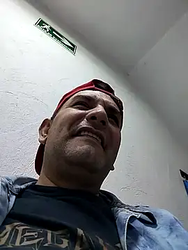 RogueTraveler online show from February 17, 3:09 pm