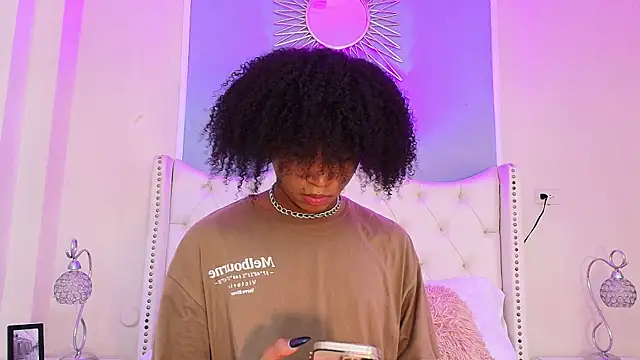 Ambar Collingg online show from March 17, 1:52 pm