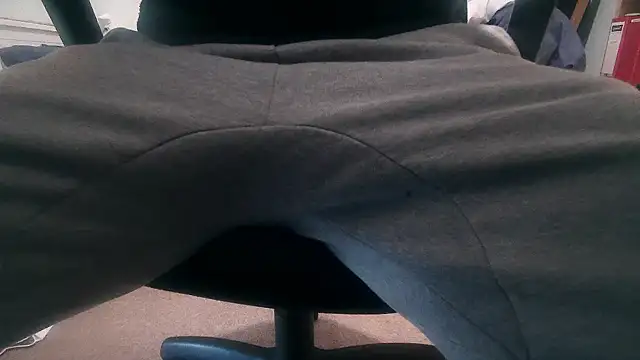 Snapshot of an4y8ot chatting on December 13, 12:50 pm an4y8ot online show from December 13, 12:50 pm