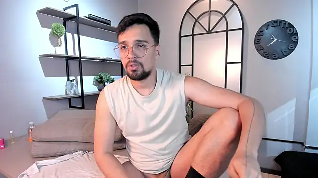 Edward max online show from April 28, 3:44 am