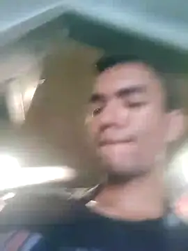 Reynold2608 online show from May 14, 9:46 pm