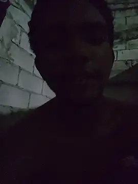 Reynold2608 online show from June 24, 1:52 am
