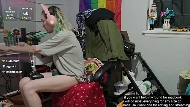 tallnerdyguy online show from October 19, 4:28 am