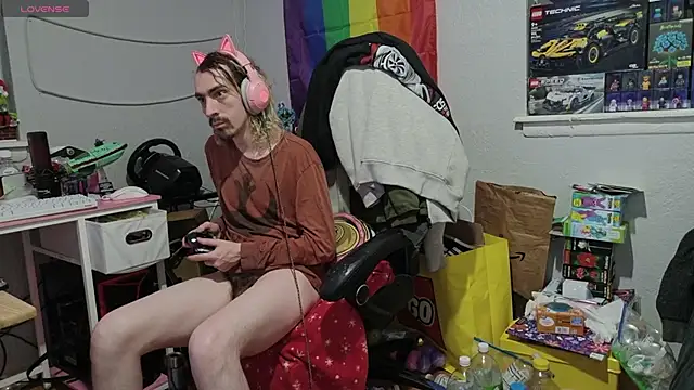 tallnerdyguy online show from April 25, 1:52 am