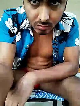Snapshot of Samser0403 chatting on December 30, 5:26 am Samser0403 online show from December 30, 5:26 am