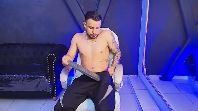 Snapshot of JackBlanco_ chatting on February 20, 8:36 pm JackBlanco online show from February 20, 8:36 pm