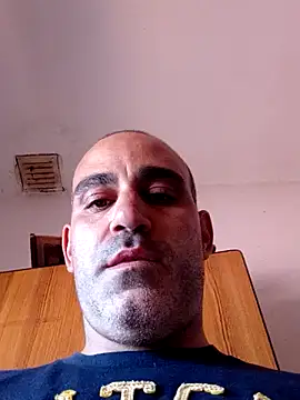 Snapshot of pelarrico12 chatting on January 8, 4:33 pm pelarrico12 online show from January 8, 4:33 pm