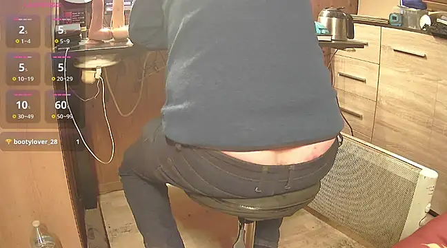 Snapshot of misteryman1956 chatting on March 4, 4:30 pm misteryman1956 online show from March 4, 4:30 pm