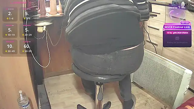 Snapshot of misteryman1956 chatting on March 21, 5:23 pm misteryman1956 online show from March 21, 5:23 pm