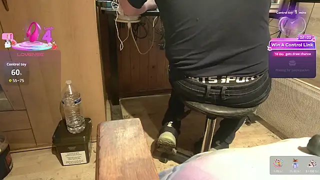 misteryman1956 online show from April 10, 6:20 am