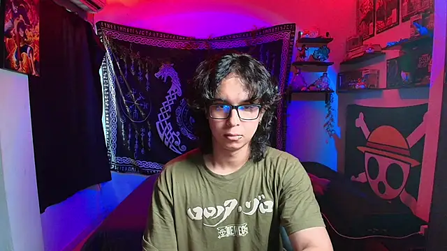 Snapshot of kairozz chatting on September 28, 4:49 pm kairozz online show from September 28, 4:49 pm