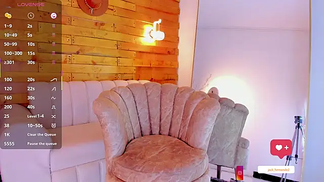 dubois men online show from October 26, 8:33 pm