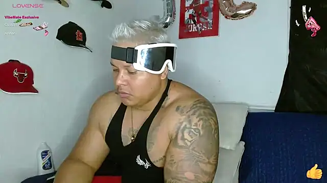 Snapshot of jordan_black_bicock_ chatting on March 15, 2:03 am jordan black bicock online show from March 15, 2:03 am