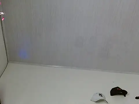 Snapshot of jordan_black_bicock_ chatting on December 22, 2:38 pm jordan black bicock online show from December 22, 2:38 pm