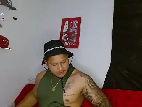 Snapshot of jordan_black_bicock_ chatting on December 27, 6:10 pm jordan black bicock online show from December 27, 6:10 pm