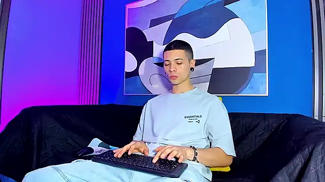 Jefer rick  online show from October 15, 12:46 pm