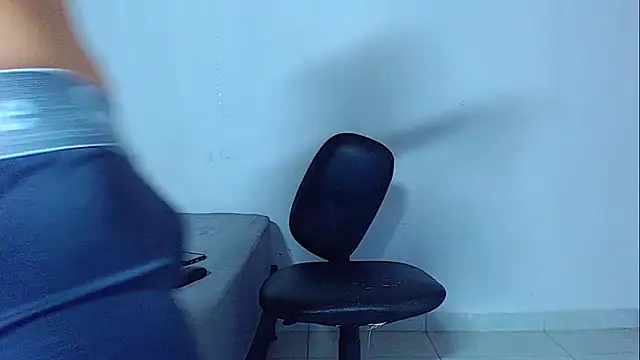 mikecoper 23 online show from April 26, 1:52 pm