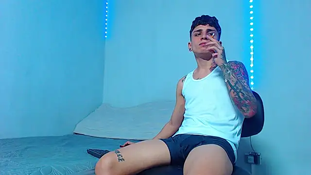 mikecoper 23 online show from December 7, 3:14 am