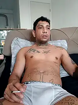 Guihenrick online show from April 21, 8:26 pm