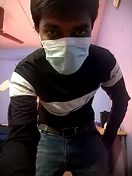 Snapshot of Tamilandteluguboy14 chatting on December 3, 6:24 am Tamilandteluguboy14 online show from December 3, 6:24 am
