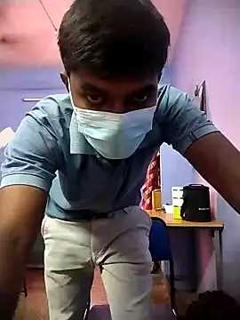 Snapshot of Tamilandteluguboy14 chatting on December 9, 5:51 am Tamilandteluguboy14 online show from December 9, 5:51 am