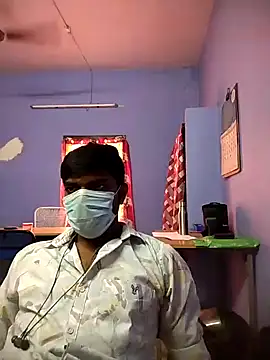 Snapshot of Tamilandteluguboy14 chatting on January 7, 5:35 am Tamilandteluguboy14 online show from January 7, 5:35 am