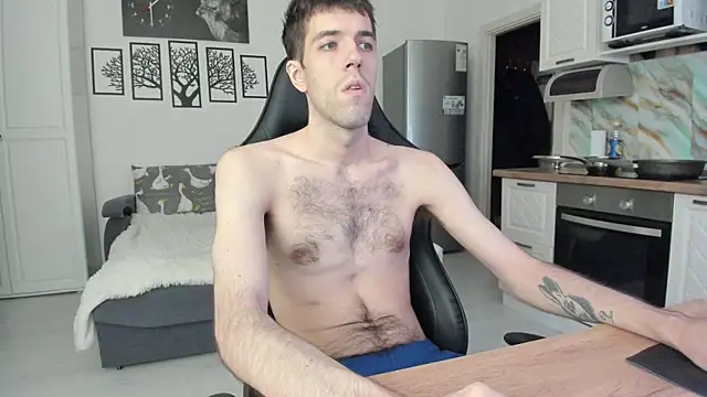 White Dylan online show from May 15, 7:11 pm