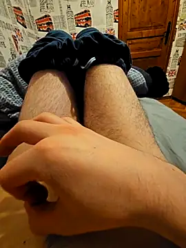 Azerty0911 online show from April 27, 7:19 pm