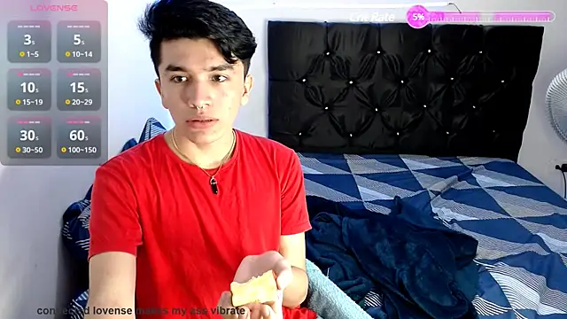 Snapshot of benji_hoter chatting on January 18, 7:48 pm benji hoter online show from January 18, 7:48 pm