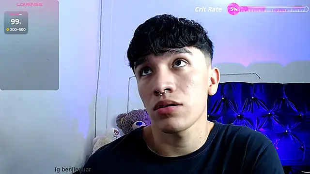 Snapshot of benji_hoter chatting on September 29, 8:48 pm benji hoter online show from September 29, 8:48 pm