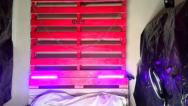 SissyJamie123 online show from April 10, 5:53 pm